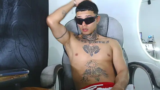 Skartoliver online show from 10, 9, 2025