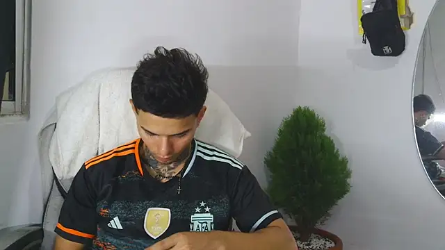 Skartoliver online show from 22, 9, 2025