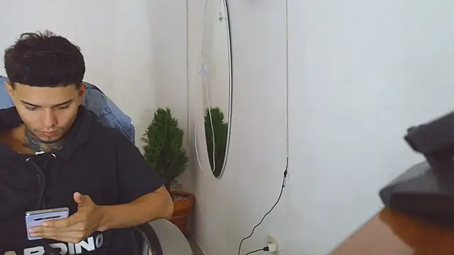 Skartoliver online show from 21, 10, 2025