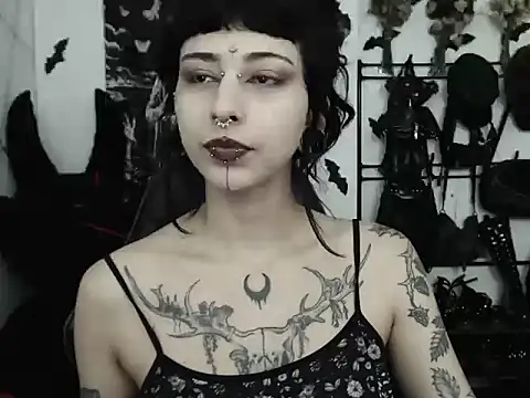 Snapshot of n0sferatus__ chatting on 23, 5, 2026 n0sferatus online show from 23, 5, 2026