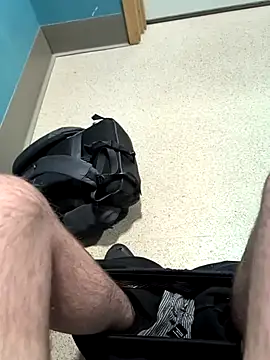 Alfie41105 online show from 25, 11, 2025