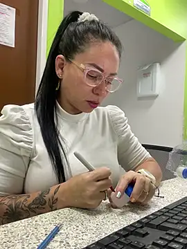 Snapshot of nurse_desi_sexlove chatting on 17, 1, 2025 nurse desi sexlove online show from 17, 1, 2025