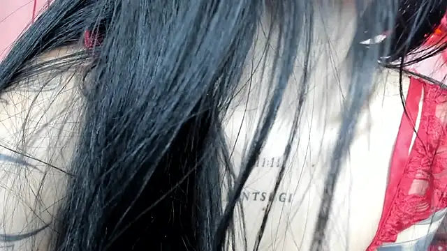 chaymae nah  online show from 12, 2, 2026