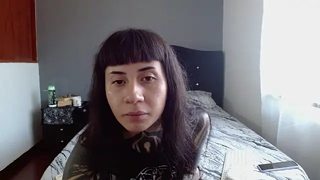 Emilia 1995 online show from 11, 6, 2026