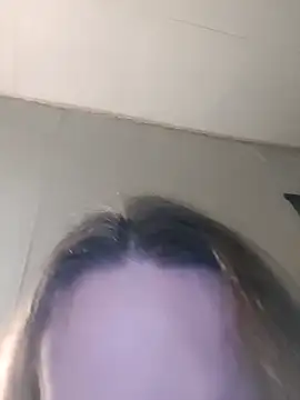 Evelina cute online show from 10, 1, 2025