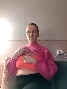 Evelina cute online show from 28, 1, 2025