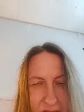 Snapshot of Evelina_cute chatting on 15, 1, 2026 Evelina cute online show from 15, 1, 2026