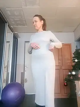 Snapshot of Evelina_cute chatting on 10, 2, 2026 Evelina cute online show from 10, 2, 2026