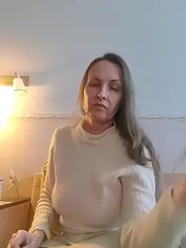 Snapshot of Evelina_cute chatting on 17, 2, 2026 Evelina cute online show from 17, 2, 2026