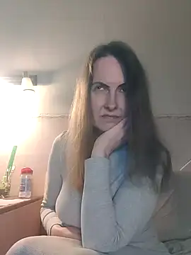 Snapshot of Evelina_cute chatting on 9, 3, 2026 Evelina cute online show from 9, 3, 2026