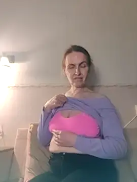 Snapshot of Evelina_cute chatting on 23, 3, 2026 Evelina cute online show from 23, 3, 2026