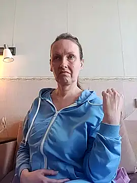 Snapshot of Evelina_cute chatting on 30, 3, 2026 Evelina cute online show from 30, 3, 2026