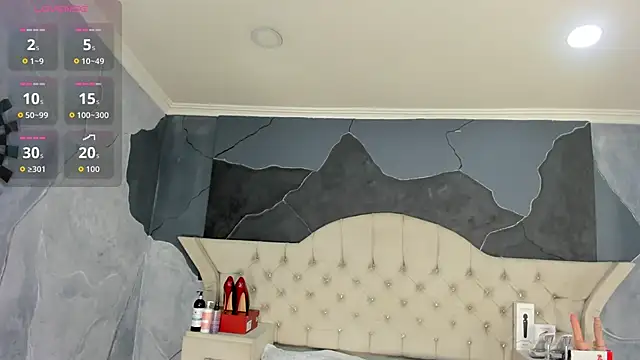 AmberGreyy  online show from 24, 9, 2025