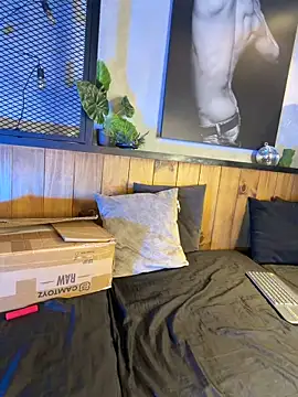 Snapshot of andrewortix chatting on 5, 4, 2026 andrewortix online show from 5, 4, 2026