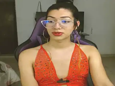 engielphoenis14 online show from 24, 1, 2025