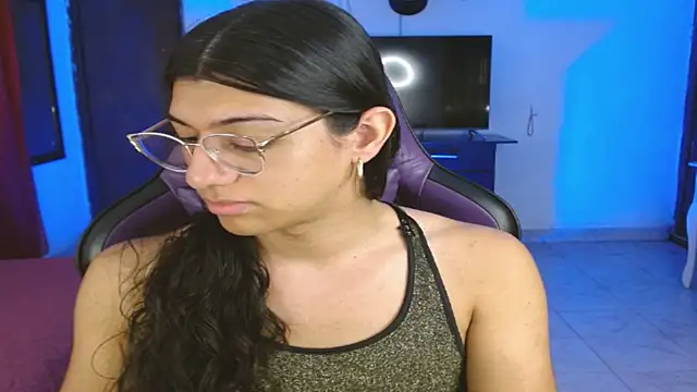 engielphoenis14 online show from 23, 2, 2026