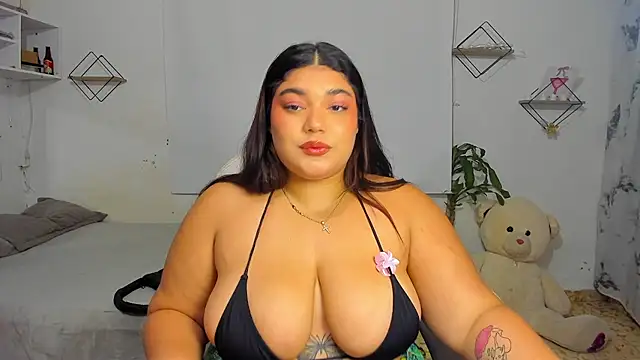 Snapshot of missjoyxx chatting on 6, 12, 2024 missjoyxx online show from 6, 12, 2024