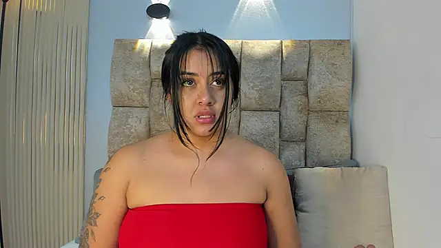 Snapshot of amatista__smith chatting on 26, 10, 2025 amatista  smith online show from 26, 10, 2025