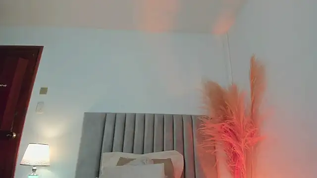 Snapshot of LucyJhonnsonn chatting on 18, 1, 2025 LucyJhonnsonn online show from 18, 1, 2025