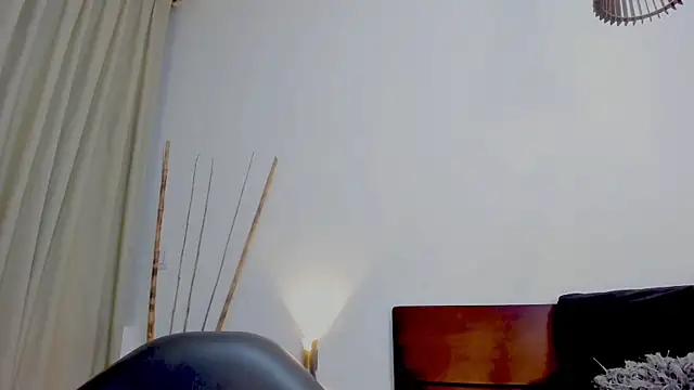Snapshot of LucyJhonnsonn chatting on 12, 2, 2025 LucyJhonnsonn online show from 12, 2, 2025