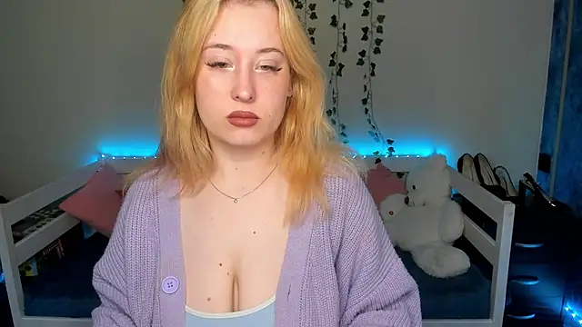 Emily Gin online show from 8, 10, 2025