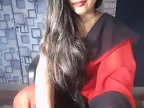 Hot Naina- online show from 16, 12, 2024