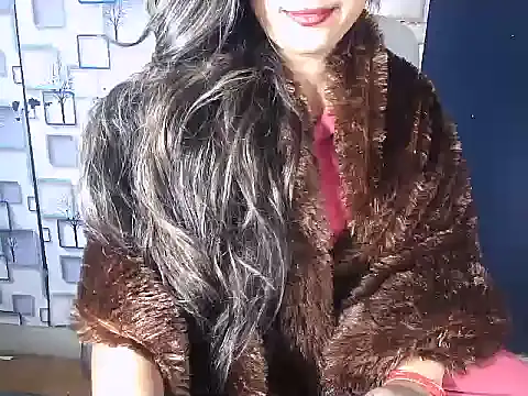 Hot Naina- online show from 20, 12, 2024