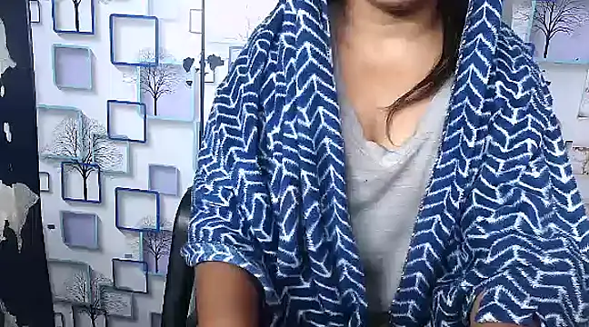 Hot Naina- online show from 25, 1, 2025