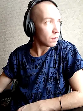 Snapshot of MityaXLoves chatting on 9, 3, 2025 MityaXLoves online show from 9, 3, 2025