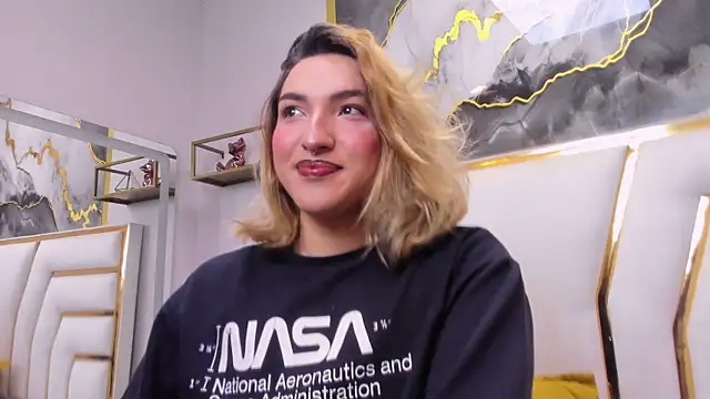 TomLondon  online show from 26, 11, 2025