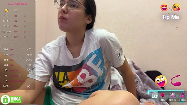 Snapshot of the_princese chatting on 2, 2, 2025 the princese online show from 2, 2, 2025