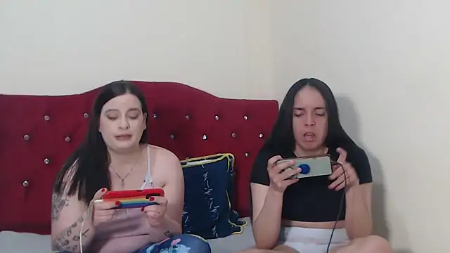 Snapshot of Lola_barbara chatting on 20, 10, 2025 Lola barbara online show from 20, 10, 2025