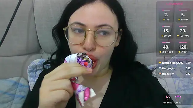 Snapshot of German_Eva chatting on 2, 2, 2025 German Eva online show from 2, 2, 2025