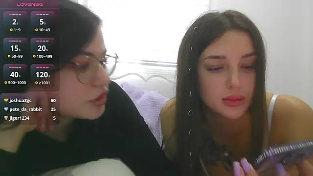 Snapshot of German_Eva chatting on 5, 2, 2025 German Eva online show from 5, 2, 2025