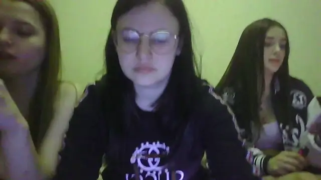Snapshot of German_Eva chatting on 3, 3, 2025 German Eva online show from 3, 3, 2025