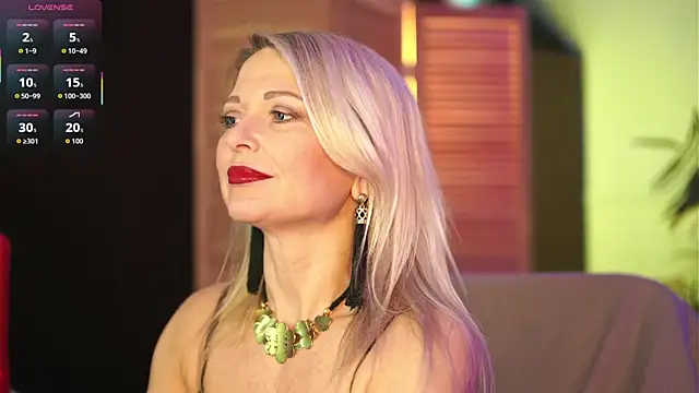 Gloria Lovely online show from 18, 9, 2025