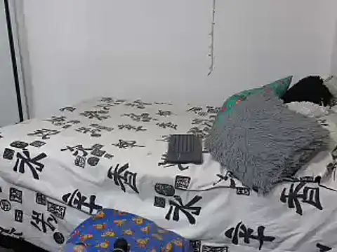 Snapshot of charlotte_077 chatting on 19, 3, 2025 charlotte 077 online show from 19, 3, 2025
