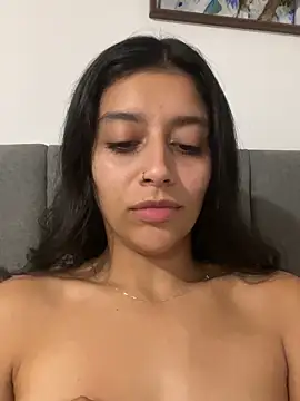 Snapshot of BrittanyDiaz chatting on 5, 3, 2026 BrittanyDiaz online show from 5, 3, 2026