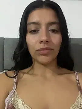 Snapshot of BrittanyDiaz chatting on 4, 7, 2026 BrittanyDiaz online show from 4, 7, 2026