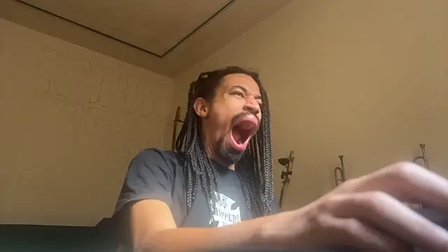 hotcamboy420 online show from 1, 11, 2025