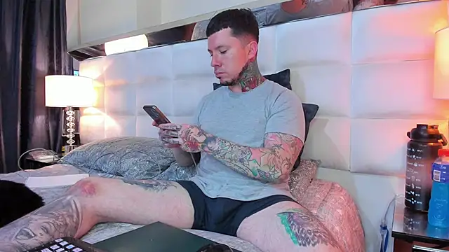 Snapshot of Adam_tatto chatting on 24, 10, 2025 Adam tatto online show from 24, 10, 2025