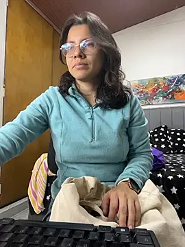 Snapshot of karlamorris_ chatting on 9, 3, 2026 karlamorris online show from 9, 3, 2026