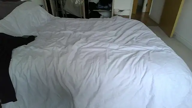 Nizzlivecam online show from 26, 4, 2026