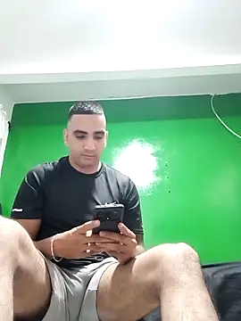 Snapshot of brayan97s chatting on 25, 10, 2025 brayan97s online show from 25, 10, 2025