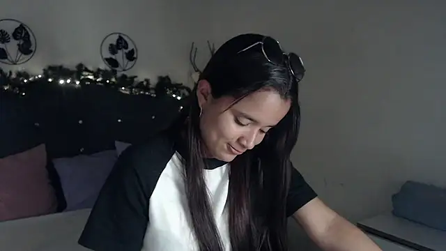 mia sweetdc online show from 13, 12, 2024