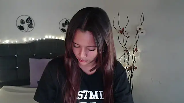 mia sweetdc online show from 10, 1, 2025