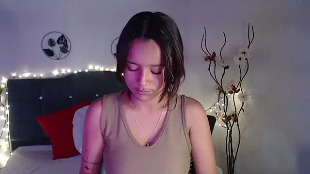 mia sweetdc online show from 12, 1, 2025