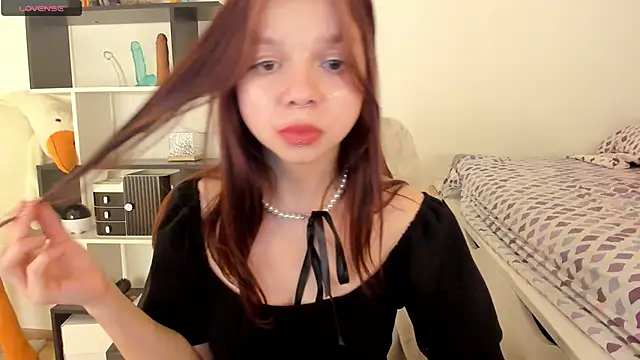Snapshot of crystal_lilith chatting on 22, 2, 2025 crystal lilith online show from 22, 2, 2025