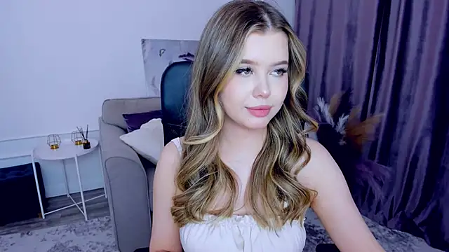 Snapshot of FollowLovee chatting on 19, 2, 2025 FollowLovee online show from 19, 2, 2025