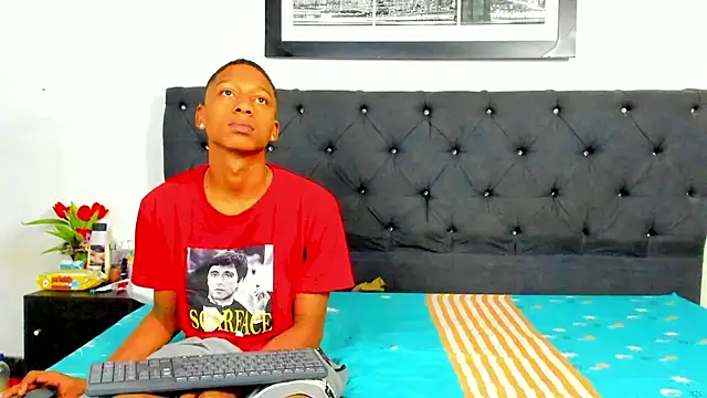 EvaxEmma online show from 12, 12, 2024
